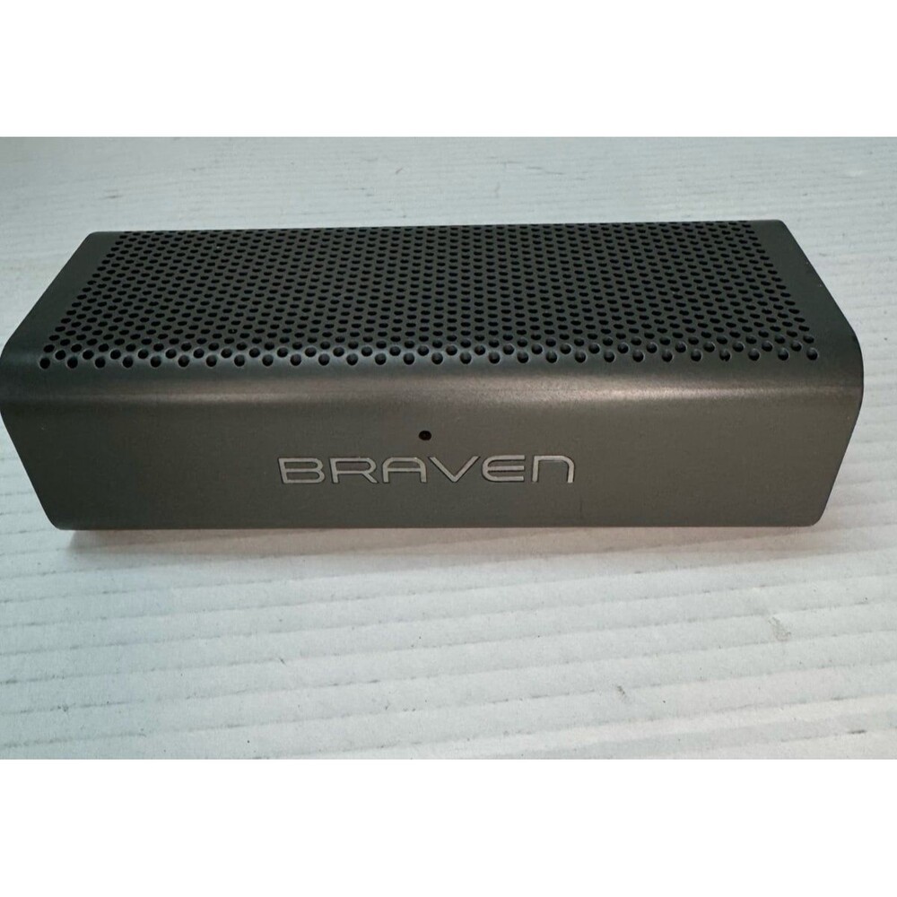 BRAVEN 600 BLUETOOTH WIRELESS SPEAKER PORTABLE POWER BANK SPEAKERPHONE